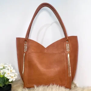 Cartera Pampa, bolso tote V artesanal de cuero